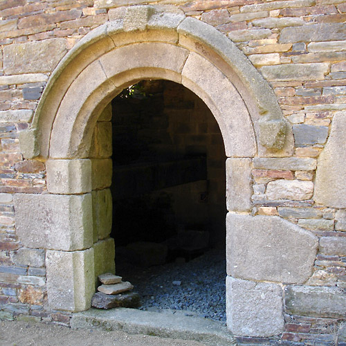 Reconstruction d'un moulin porte arche